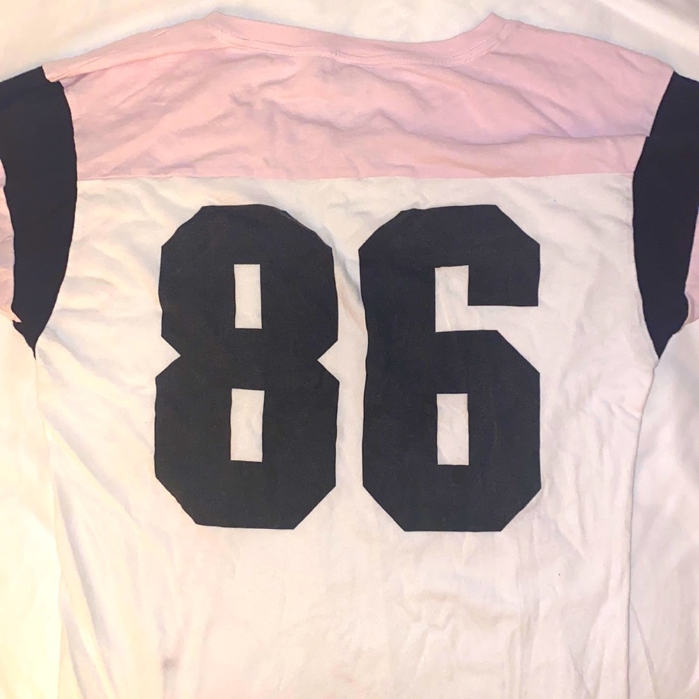 PINK T-shirt